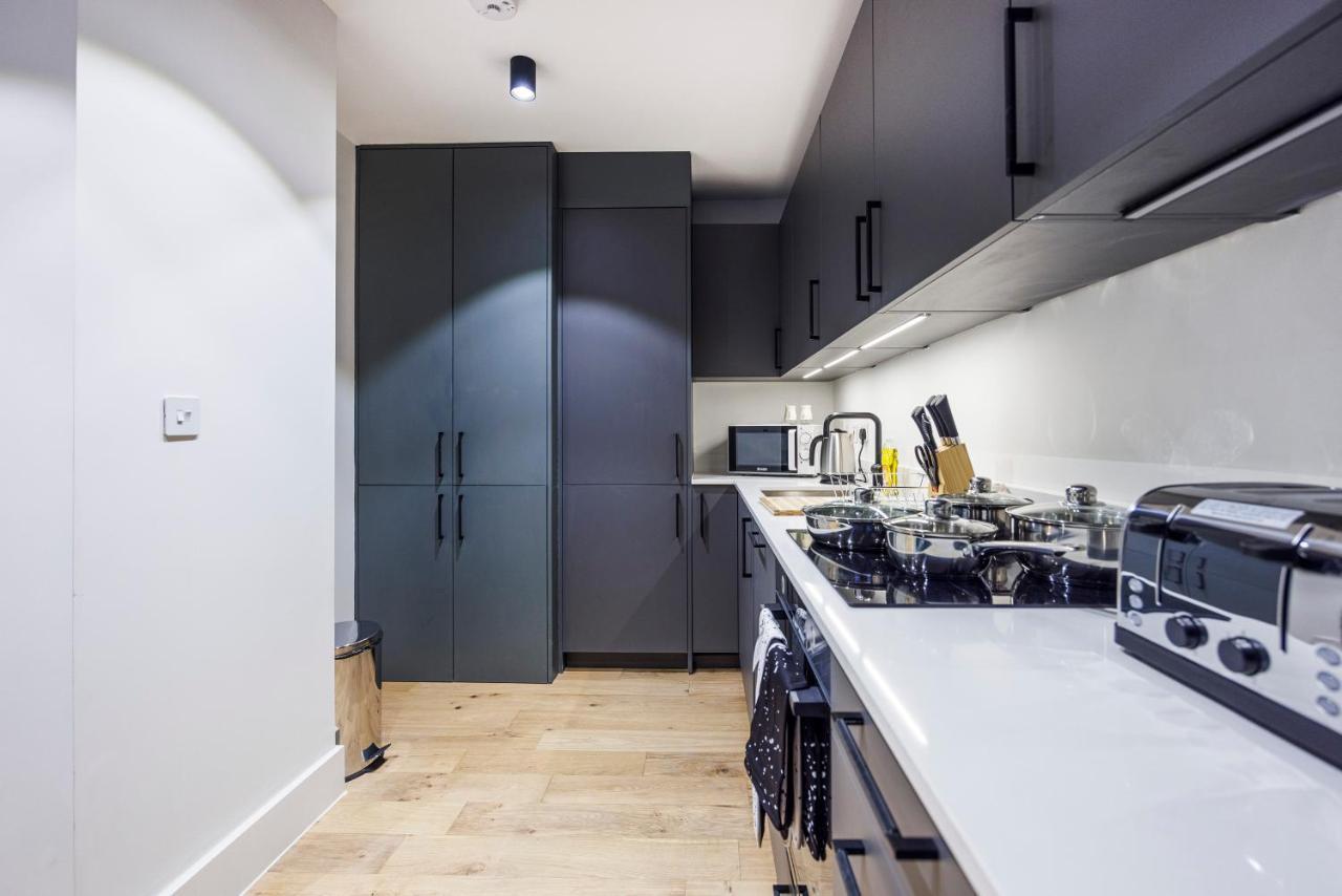 Luxury Spacious 2 Bed Apartment, London - Sk المظهر الخارجي الصورة