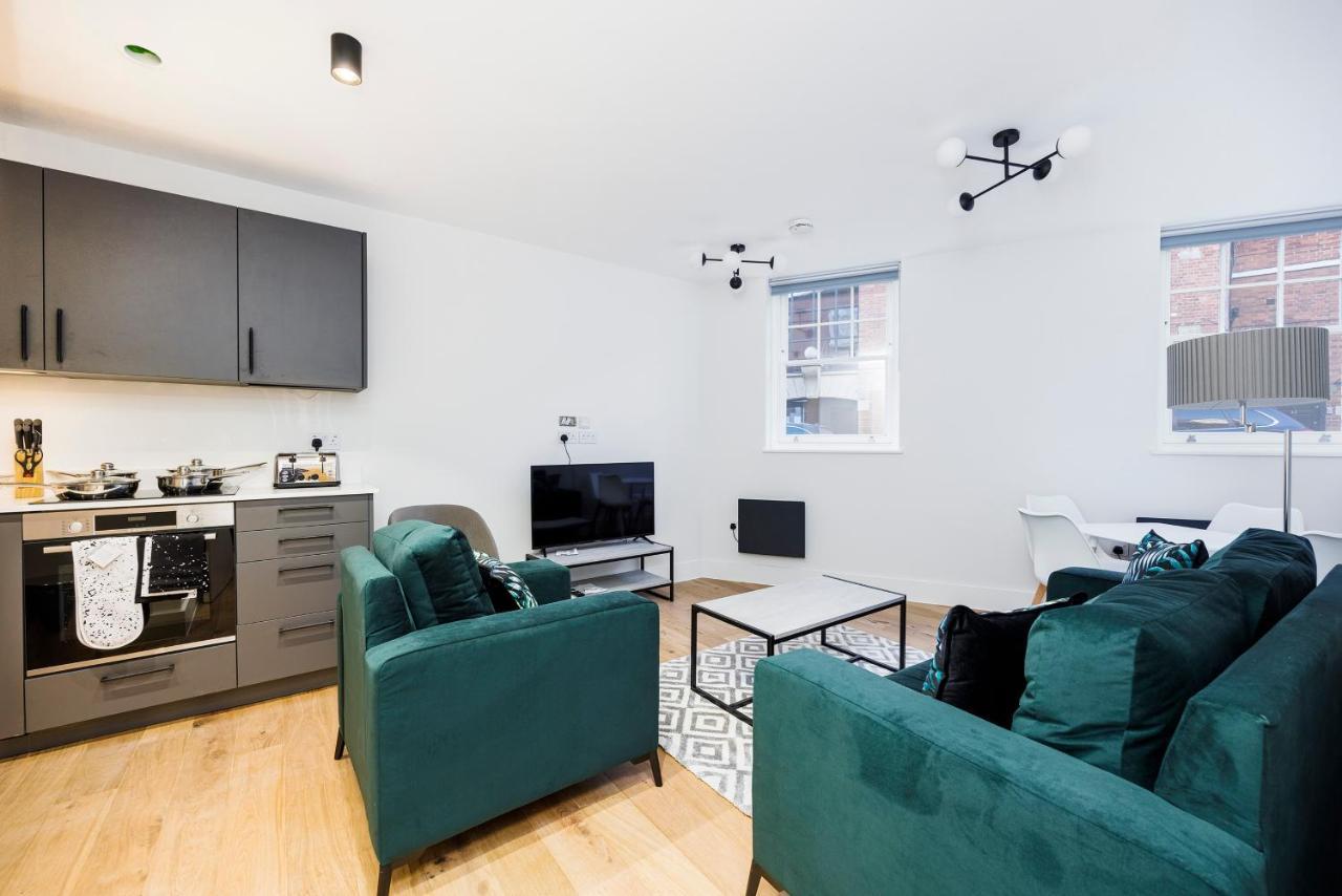 Luxury Spacious 2 Bed Apartment, London - Sk المظهر الخارجي الصورة