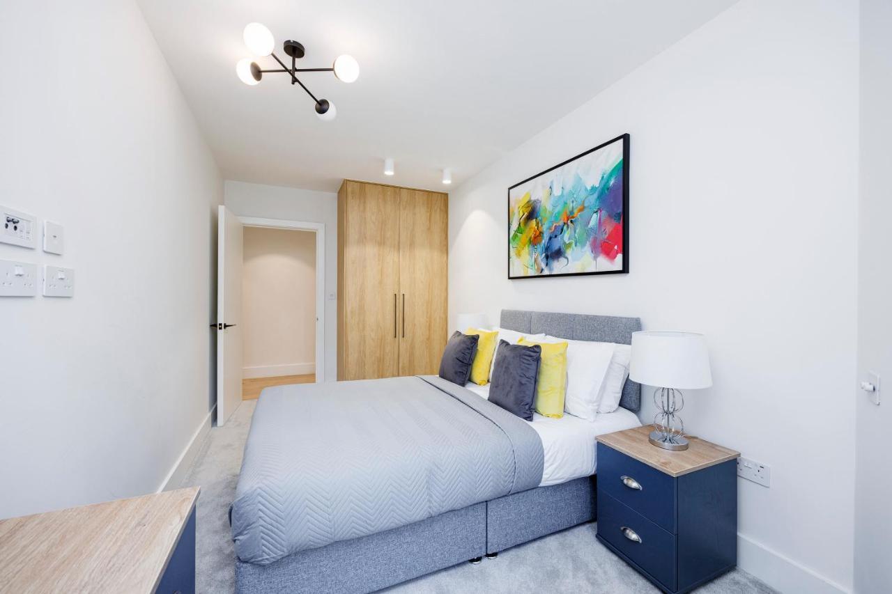 Luxury Spacious 2 Bed Apartment, London - Sk المظهر الخارجي الصورة