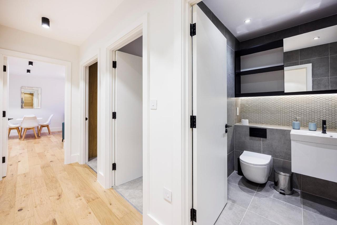 Luxury Spacious 2 Bed Apartment, London - Sk المظهر الخارجي الصورة