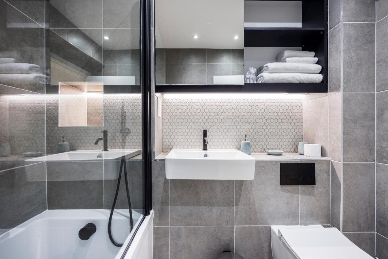 Luxury Spacious 2 Bed Apartment, London - Sk المظهر الخارجي الصورة