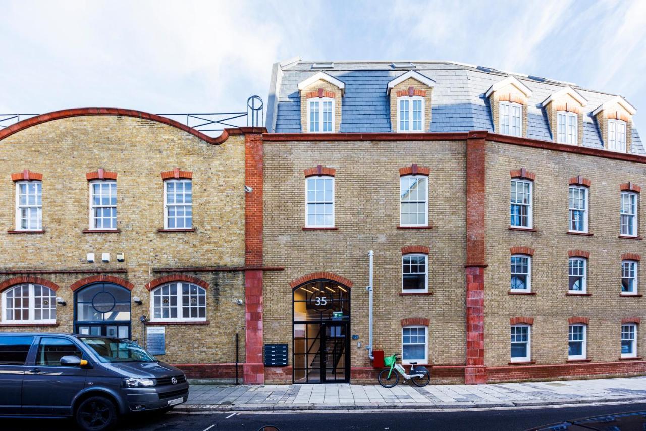 Luxury Spacious 2 Bed Apartment, London - Sk المظهر الخارجي الصورة
