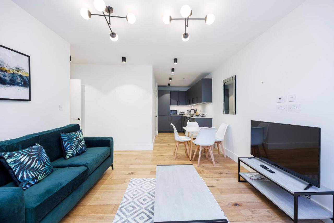 Luxury Spacious 2 Bed Apartment, London - Sk المظهر الخارجي الصورة