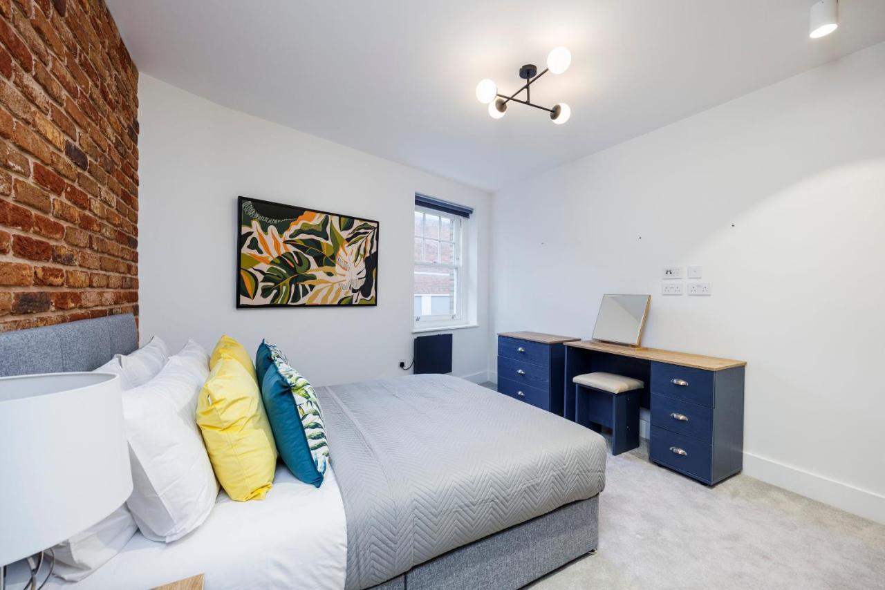 Luxury Spacious 2 Bed Apartment, London - Sk المظهر الخارجي الصورة
